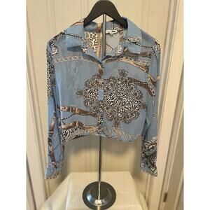 Fashion Nova Stylish Cropped Blue Button-Up Blouse  with Chain Pattern